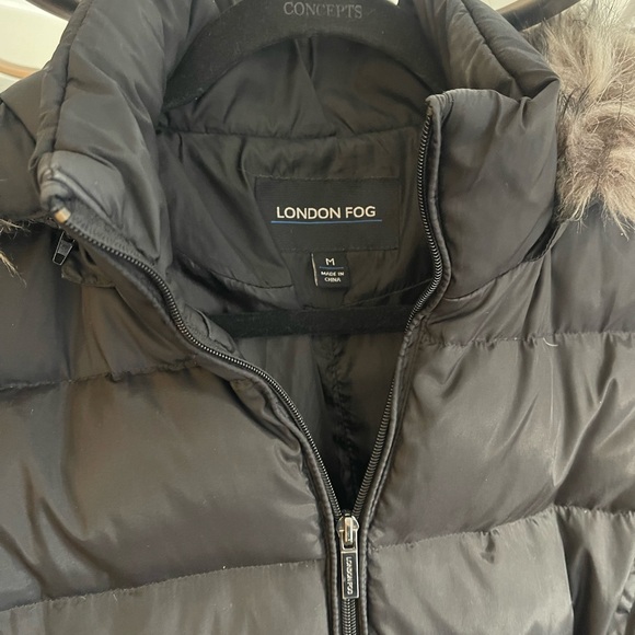 London Fog Black Puffer Coat Zip Front With Faux Fur Hood and Real Feather Down - Picture 5 of 12